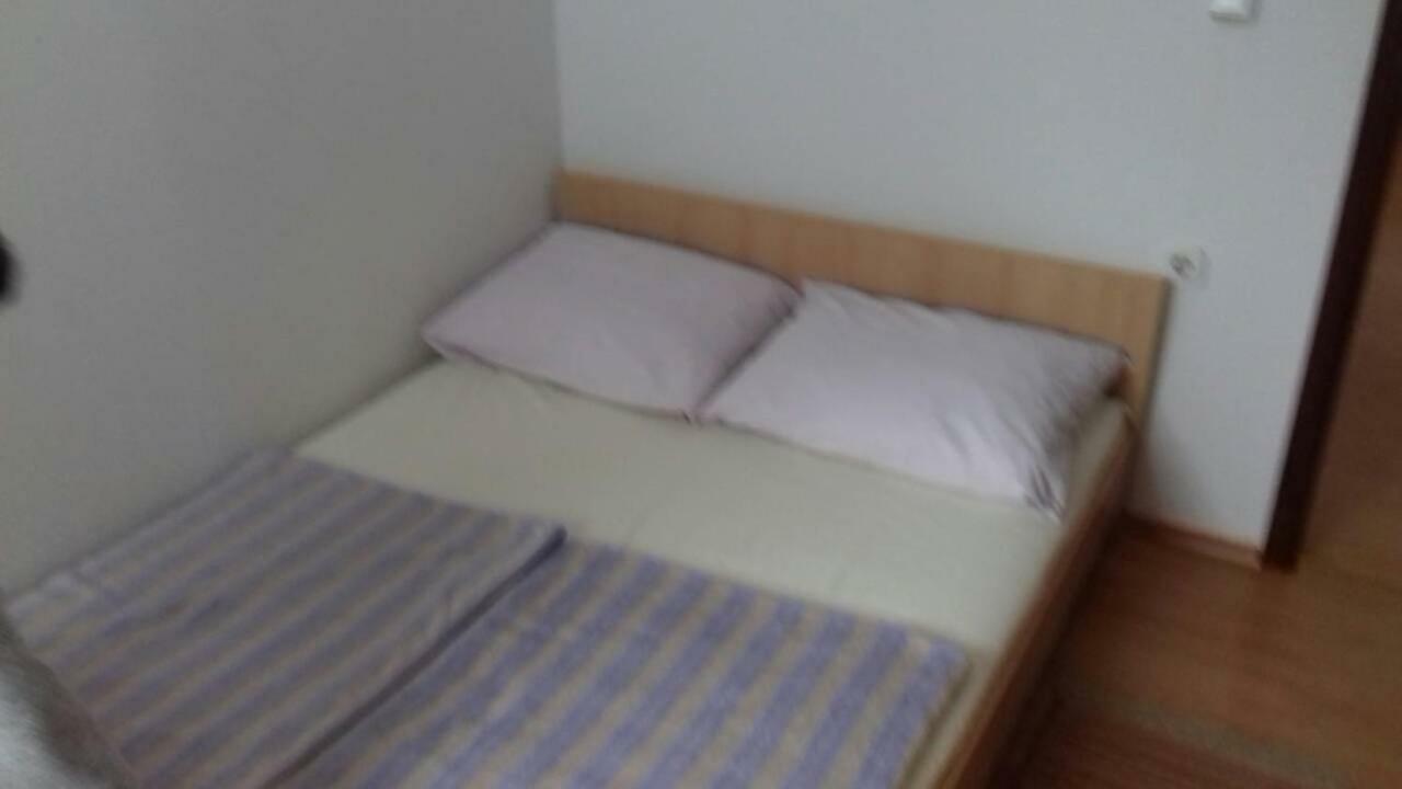 Apartmani Misak Vrsi Eksteriør billede