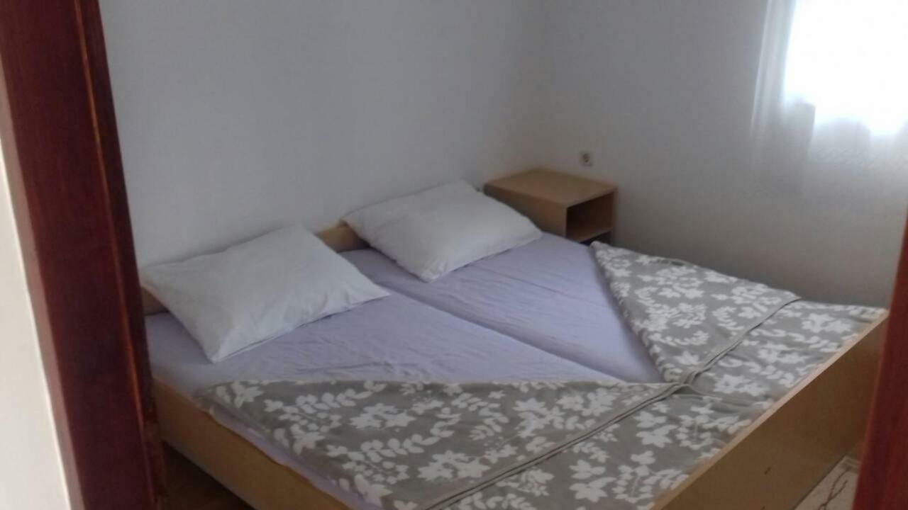 Apartmani Misak Vrsi Eksteriør billede